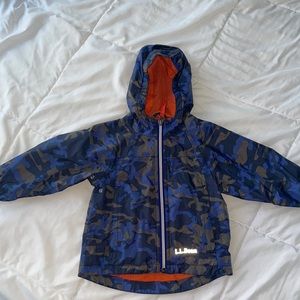 L.L.BEAN RAIN/SPRING COAT 2T BOYS BLUE BLACK GREY CAMO /ORANGE LINING INSIDE
